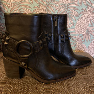 flynn deco stud harness short